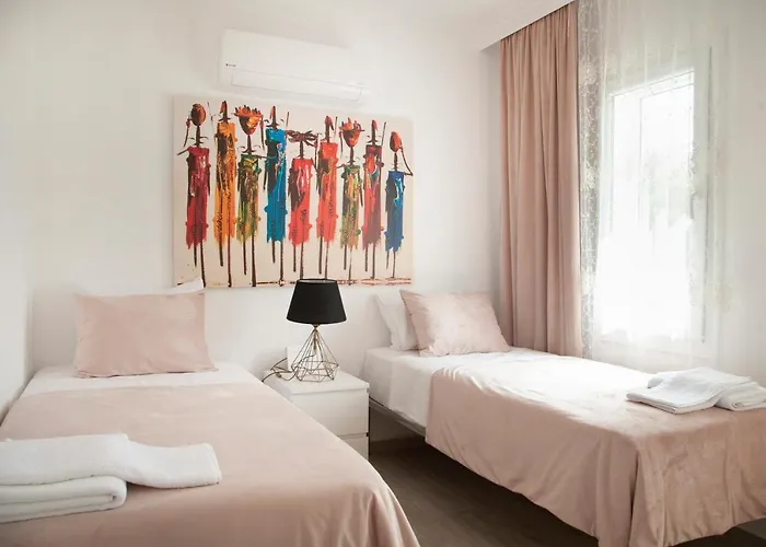 Villa Dadya 2 - With Private Pool - 750m Distance To The